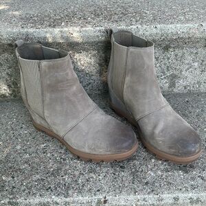 Grey Sorel wedge booties